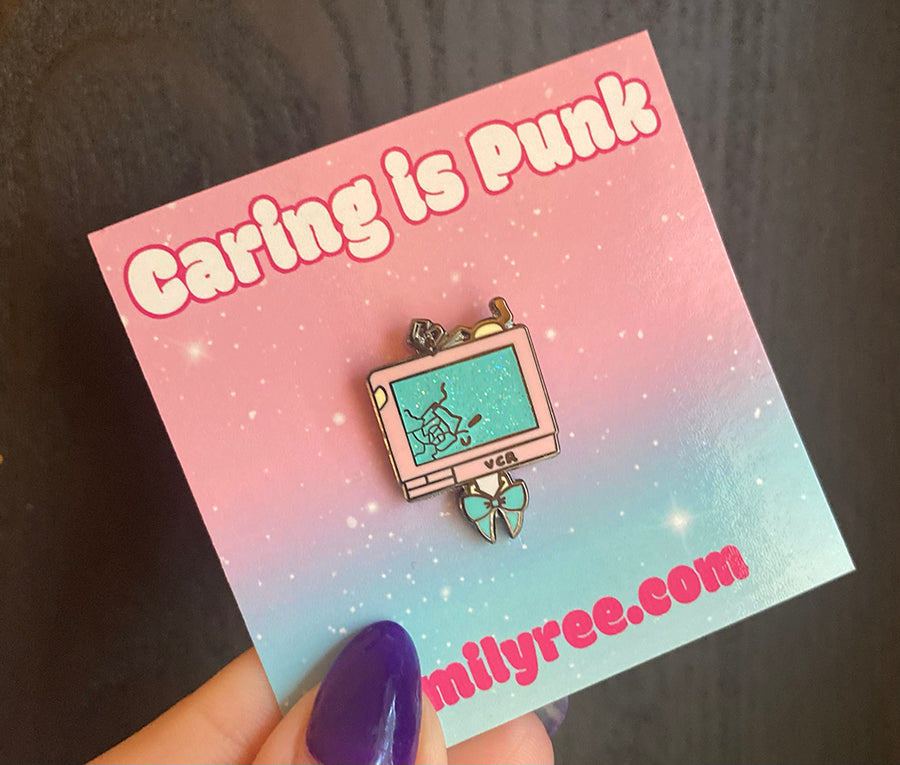 TV Head Tabbi Enamel Pin